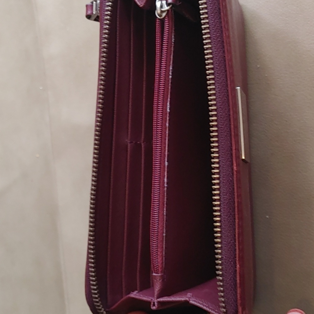 Fossil Wallet - Picture 7 of 8